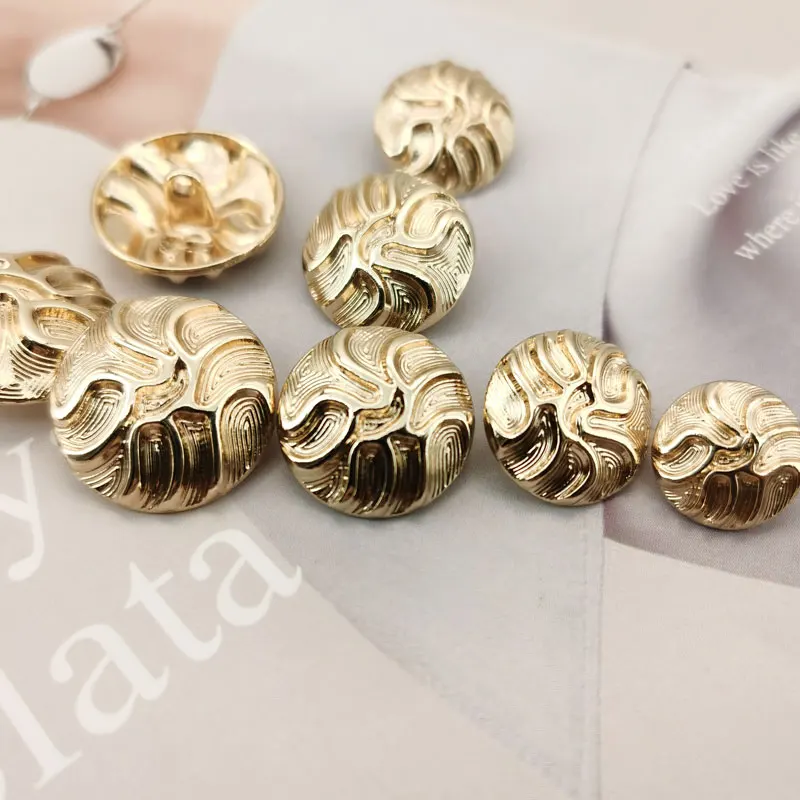 Luxury Round Metal Buttons for Clothing Coat Sewing Accessories DIY Crafts Supplies Garment Fashion Buckle Wholesale New 6pcs 3