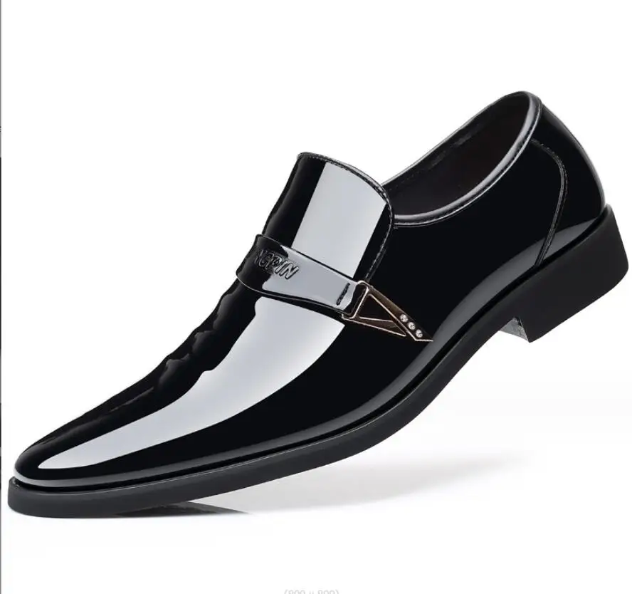 

Summer Spring Autumn New Men's Quality Black patent leather Shoes White Wedding Shoes Black Leather Soft Men's leather shoes