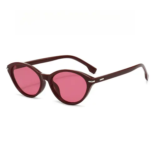 Cat-eye fashion trend decorative sunglasses - perfect everyday eyewear for ladies - Image 12
