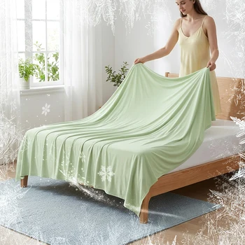 Ice Silk Cooling Blanket 1