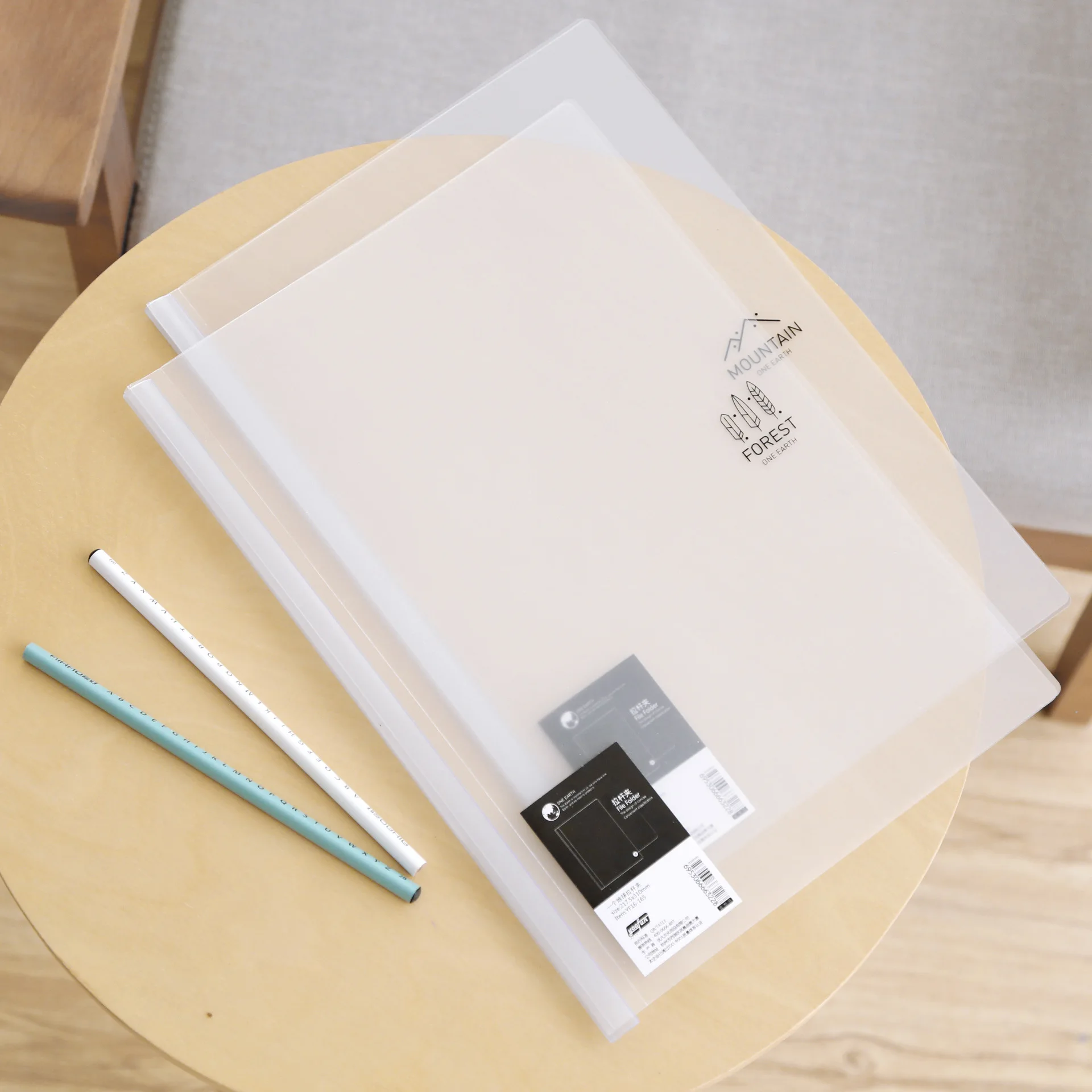 Price 12PCS Korean New PVC Transparent A4 Rod Pumping Clip Folder Stationery File Folder School and Office Supplies