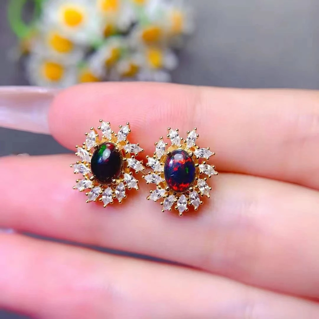 Mysteriöse schwarze Opal ohrringe 6mm * 8mm gefärbter natürlicher Opal schmuck allergie frei 18 Karat vergoldeter 925er Silbers chmuck – Detail 3