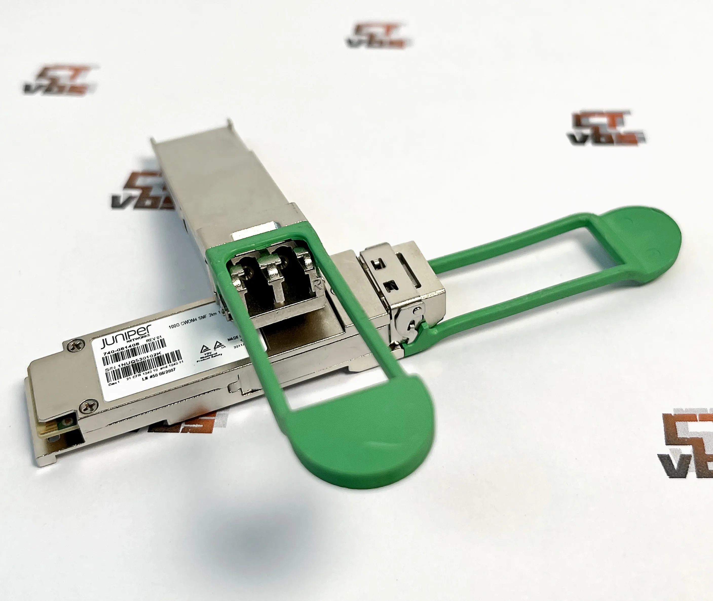 JUNIPER NETWORKS QSFP28 740-061408 REV 01 100G CWDM4 SMF 2KM 1310nm 70C TRANSCEIVER