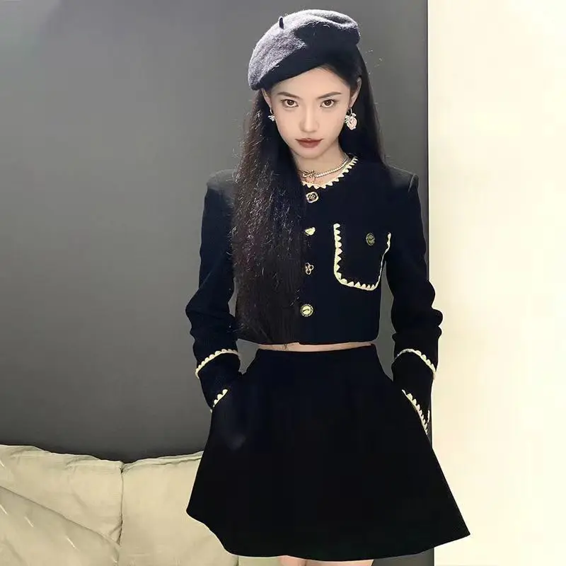 

UNXX Early Autumn Women's Clothing 2023 New French Chic Style Short Jacket + High-Waisted Slimming Pleated Skirt Set Women Trend