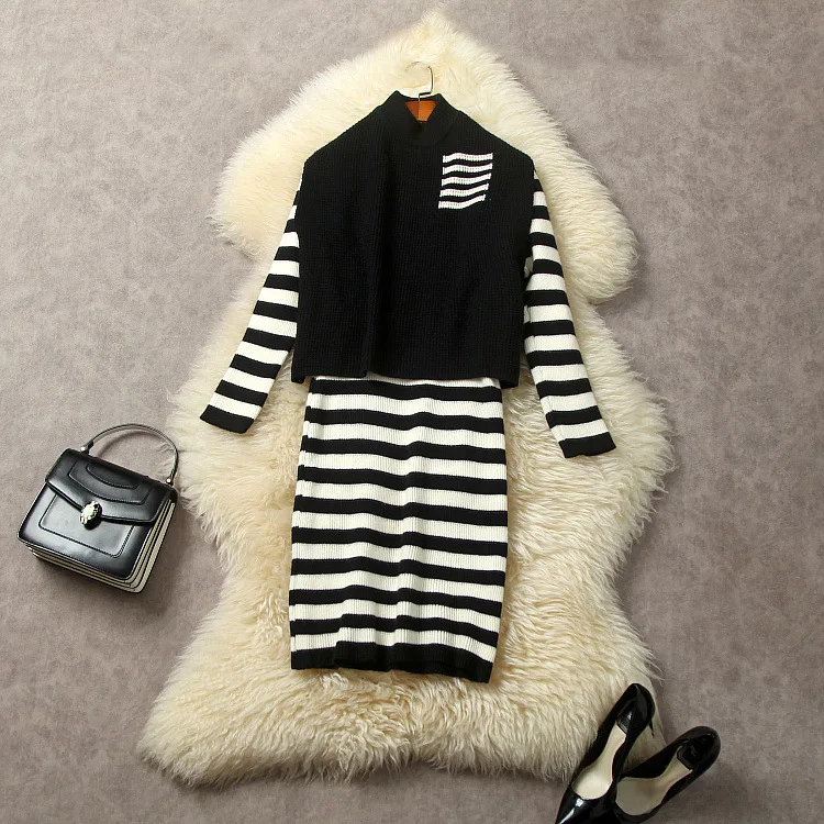 

European and American women's clothing 2023 autumn new Knitted vest Long-sleeved striped knit dress fashion two-piece
