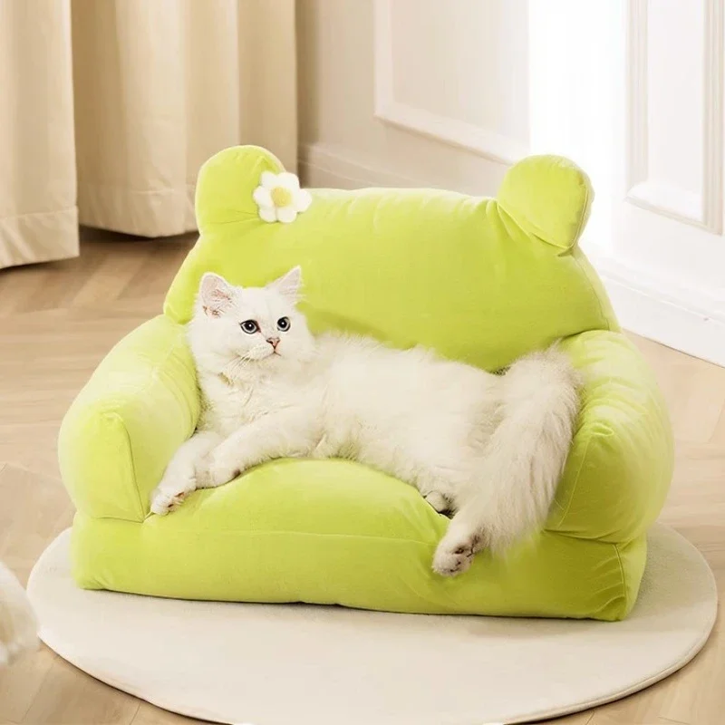 

Comfortable Luxury Cat Bed Sofa Winter Warm Cat Nest Pet Bed for Small Medium Dogs Cats Non-slip Soft Kennel 강아지 원목침대 Cats Home