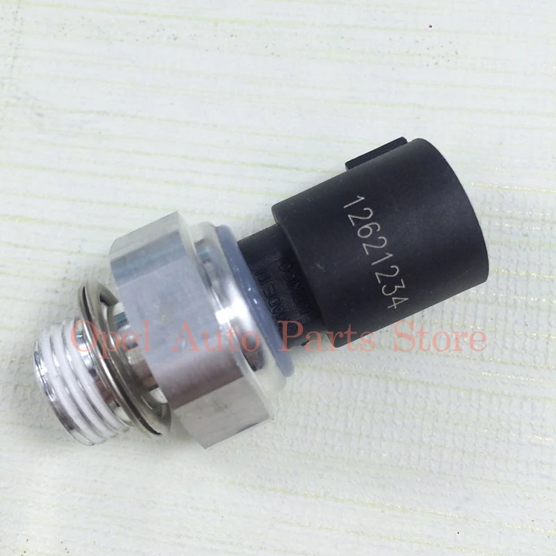 Engine Oil Pressure Sensor Switch 12621234 For Buick Chevrolet Camaro Cadillac CTS GMC Yukon Pontiac G8