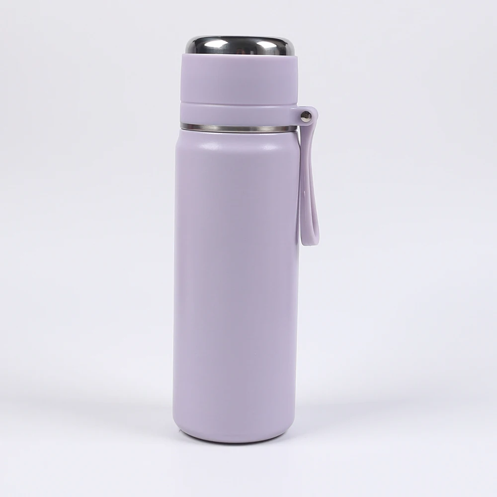 Sleek Stainless Steel Vacuum Insulated Water Bottle with Handle - Travel-Ready Thermos Cup, Available in 500ml and 600ml Sizes