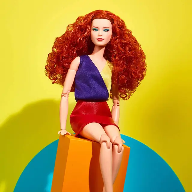 Roupas Barbie 2 Conjuntos Fashion - Presente Crianças 3-8 Anos em