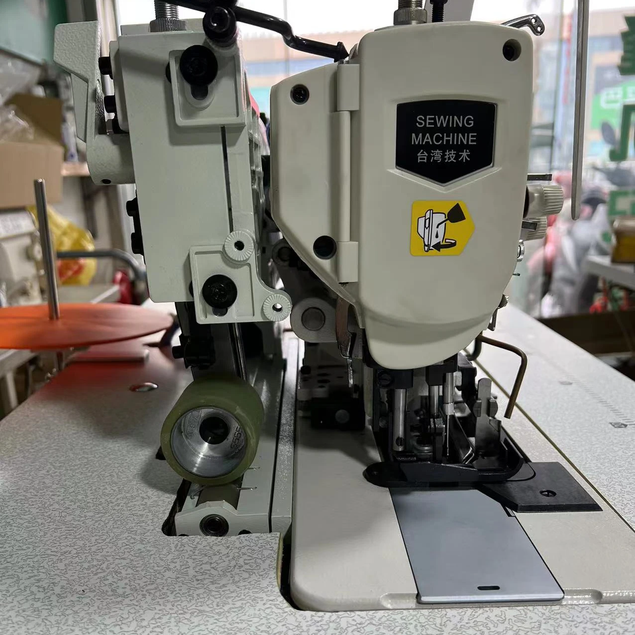 Macchine Da Cucire Simac: Qualità Italiana - Marchi Fabio - Foto 9