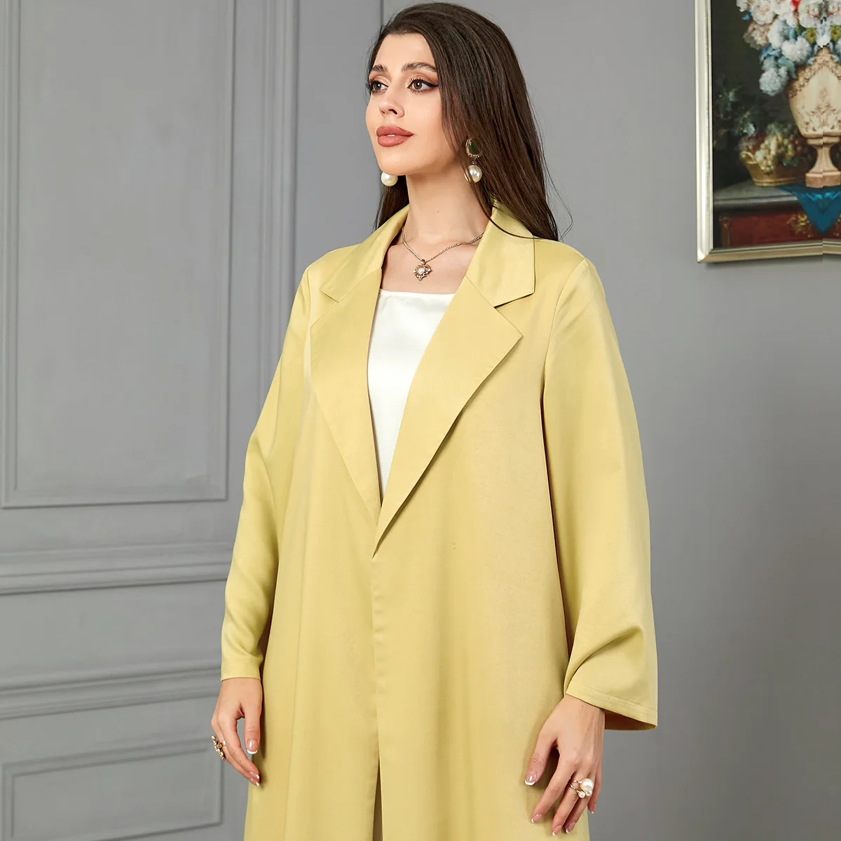 Capispalla Araba Cappotto Lungo Musulmano 2023 Autunno/Inter Giallo Colletto Polo Cappotto Moda Donna Manica Lunga Cappotto Esterno Dubai Arabo