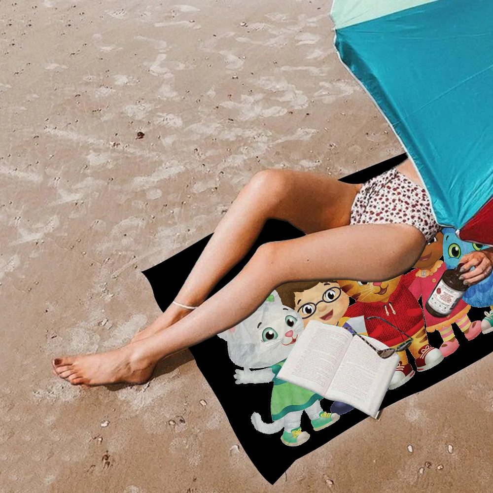 Daniel-Tigers Stop Towel Microfiber Beach Towel Absorbent Quick dry Soft Yoga Swimming Resort Mountain Climbing Towel 4