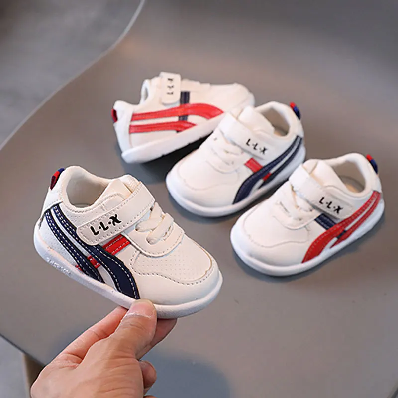 

Newborn Baby Shoes Boys Sneaker Girls Two Striped First Walkers Kids Toddlers Lace Up PU Leather Soft Soles Sneakers 0-18 Months