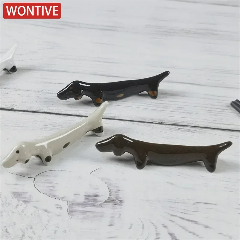 Set of 4 Retro Ceramic Dachshund Chopstick Holders - Cute Table Decoration
