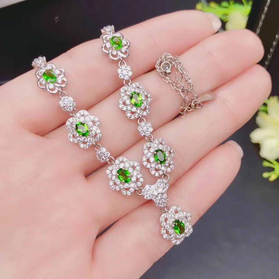 

DIS2 Classes green diopside gemstone pendant for necklace with silver hot selling gift style natural gem clear color good cut