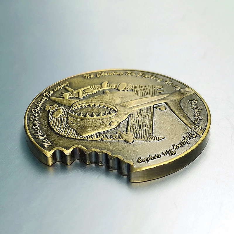 Shark Commemorative Coins Bronze Painted Metal Animal Medallions