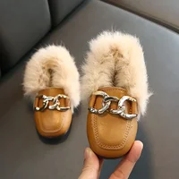 Flache Schuhe mit Pelzimitat für Kinder – Bild 4
