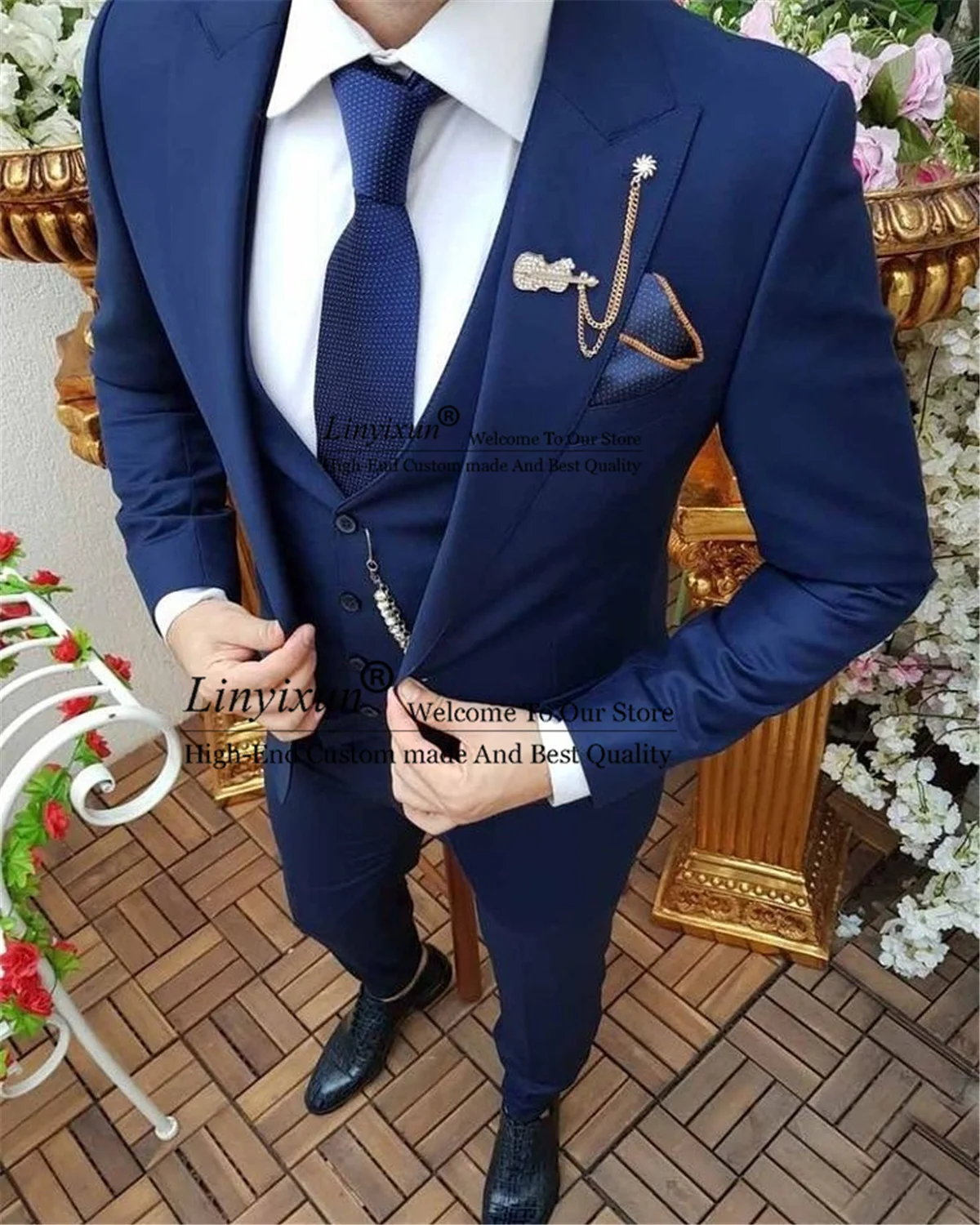 

Formal Navy Blue Wedding Suits For Men 3 Pieces Business Blazer Sets Peaked Lapel Smoking Groom Tuxedos Slim Fit Costume Homme