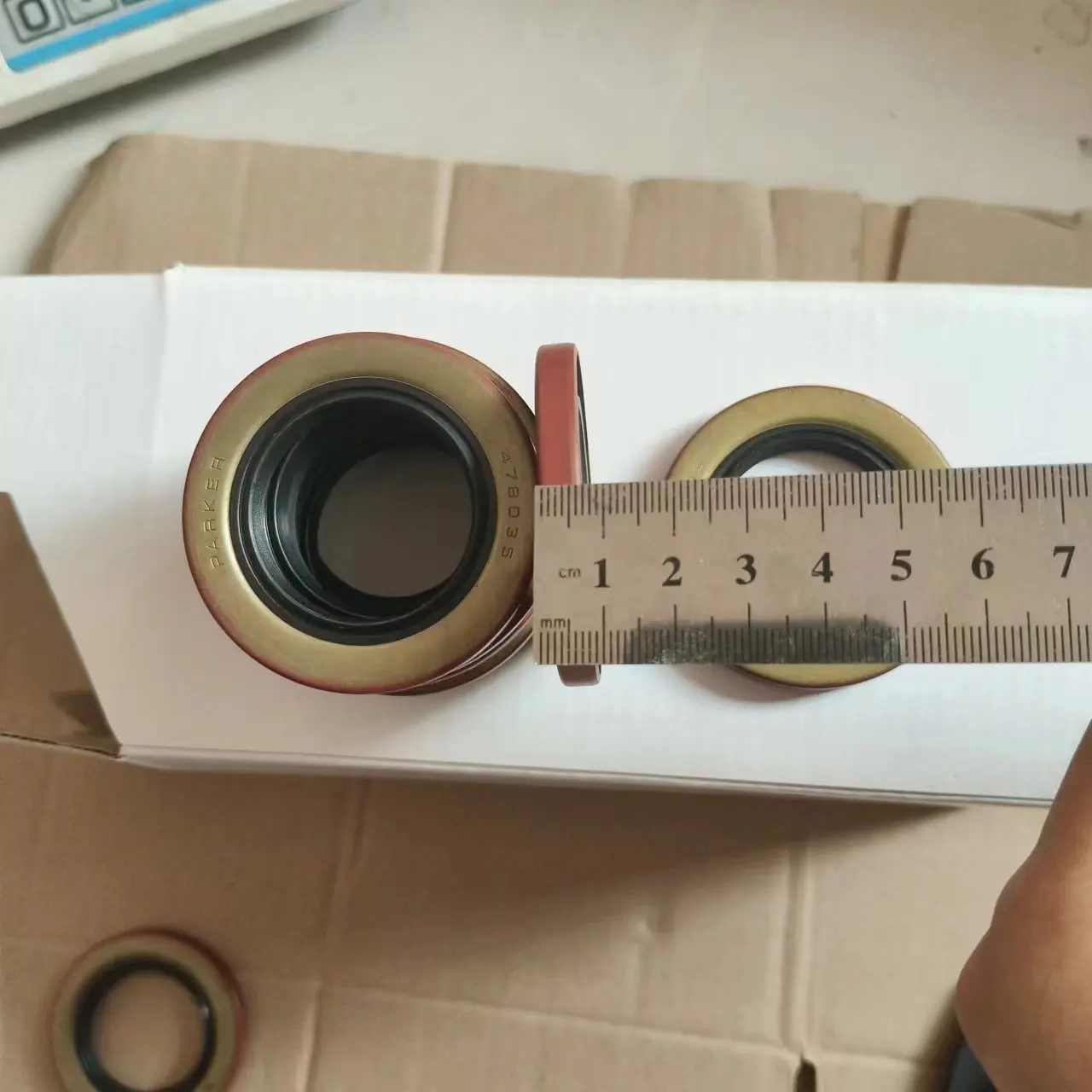 Rubber Seal Ring New Genuine 478035 parker outer skeleton oil seal ring 35.5-57.1-6.5