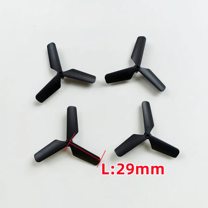Variété de connecteurs de batterie pour drone FPV, de 2A à 100A, disposés sur fond blanc.