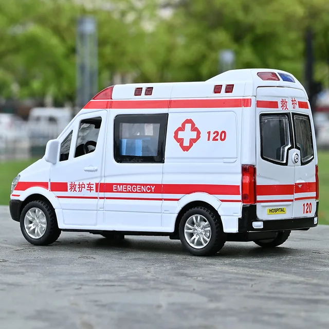 1:32 simulation ambulance model alloy pull back sound and light die-casting car toy police special car children's toy gift 4