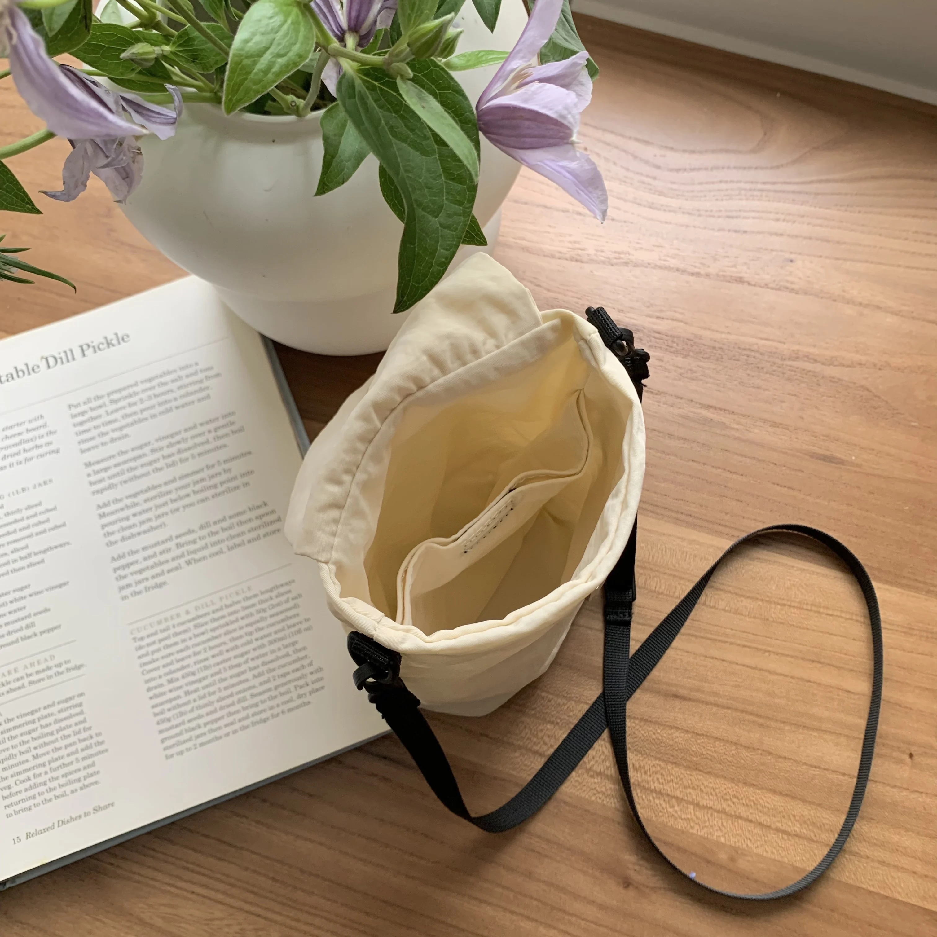 Mini Soft Crossbody Bags for Women Casual Quilting Shoulder Bag Light Padded Handbags Small Phone Flap Coins Lipstick Purses New