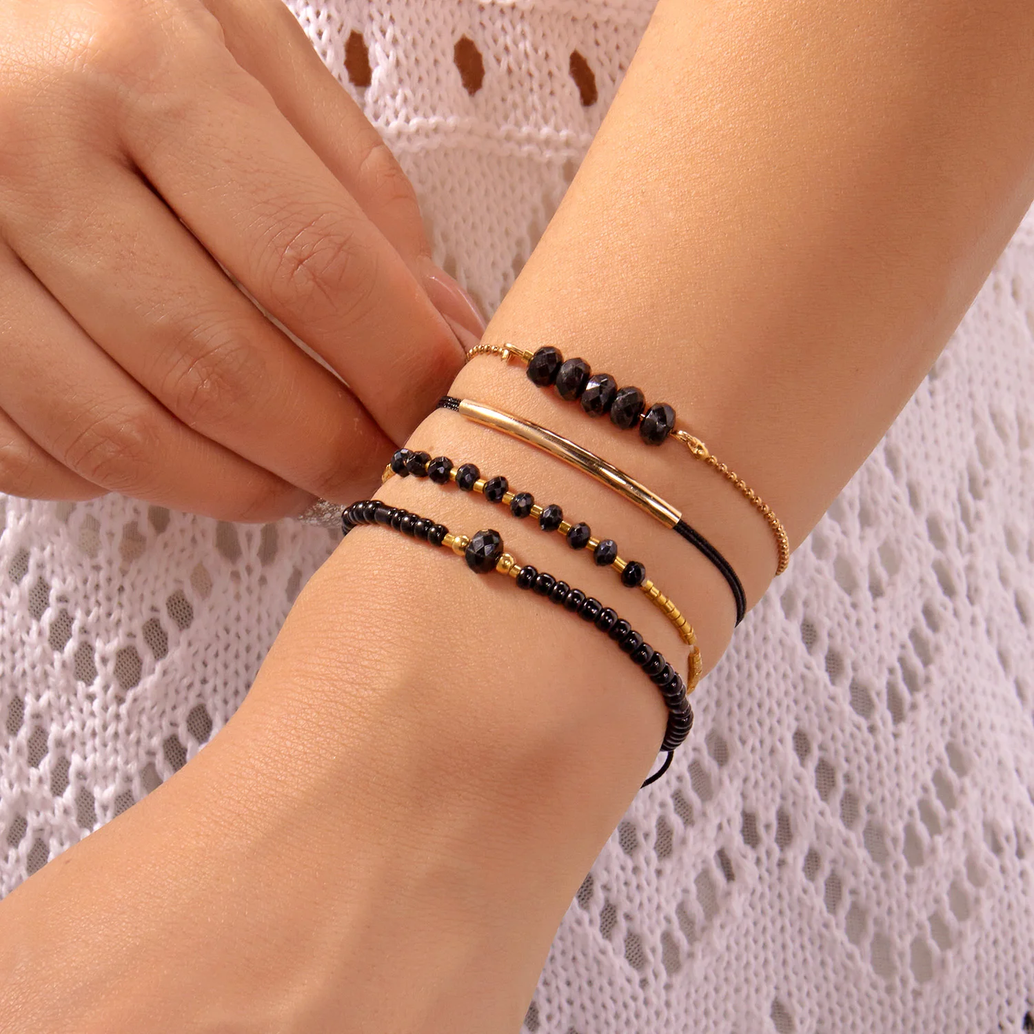 البوهيمي اللؤلؤ الأرز مطرز أساور مجموعة للنساء متعدد الطبقات مكدسة ربط سلسلة الإسورة هدايا مجوهرات الأزياء اليومية