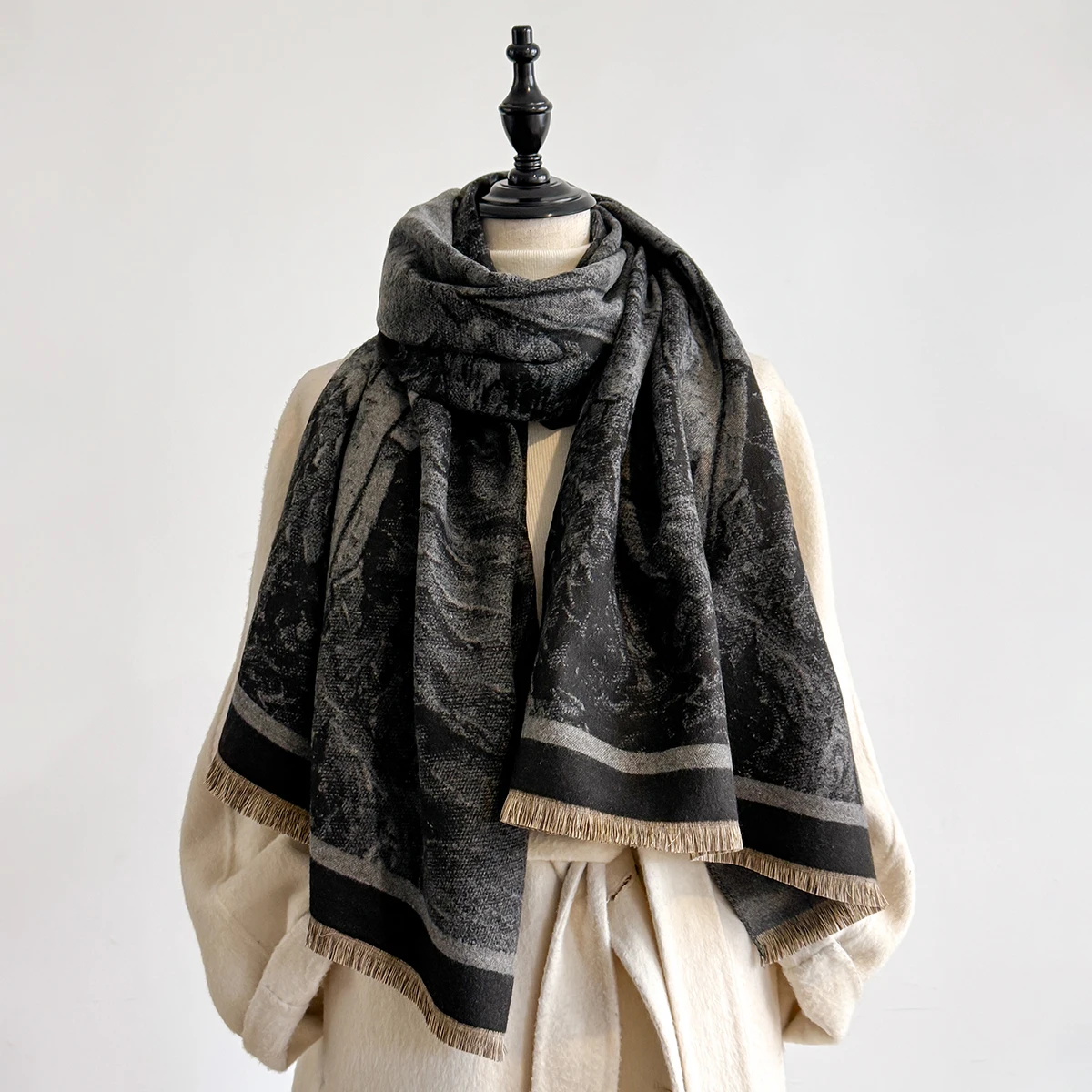 New Retro style Cashmere Women Castle Print Double-sided Scarf Winter Warm Shawl Pashmina Female Foulard Blanket Poncho Scarves