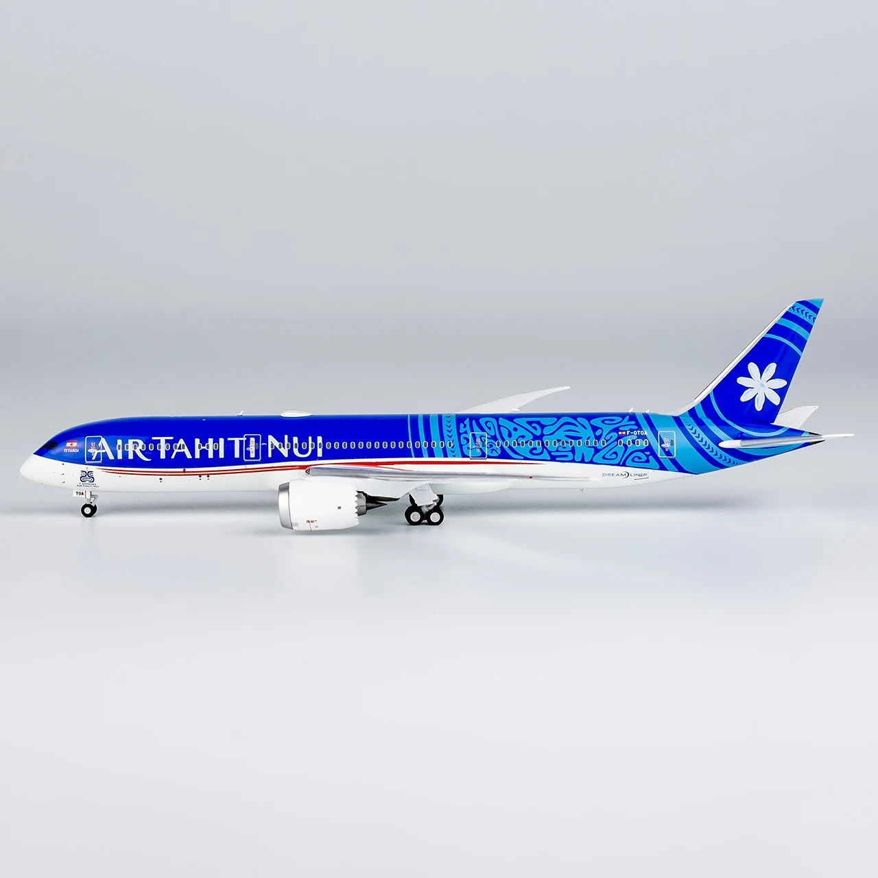 55125 Alloy Collectible Plane Gift NG Model 1:400 Air Tahiti
