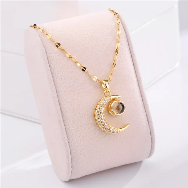 DIEYURO 316L acier inoxydable lune Projection pendentif collier pour femmes de luxe strass clavicule chaîne filles bijoux cadeau 1