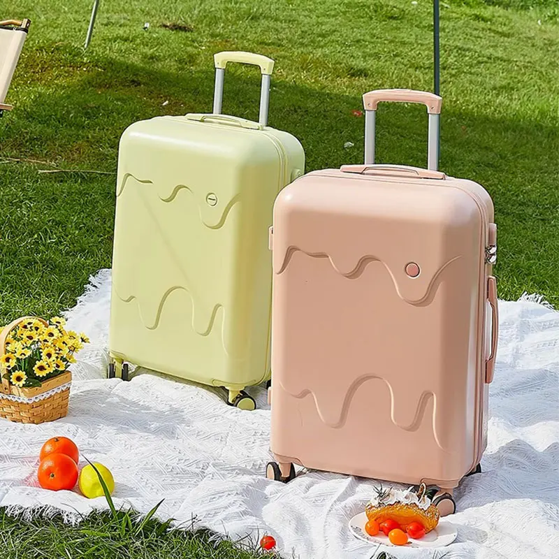 접이식 작은 컵 거치대 사이드 후크 디자인 스피너 트롤리 여행 가방, 휴대용 잠금 상자 탑승 가능, 18 