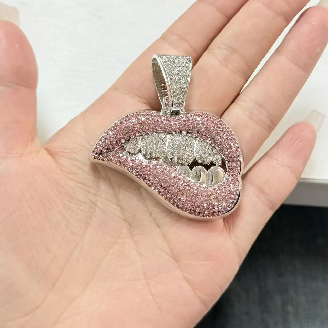 Luxury Bling Diamond Metal Lip-Inspired Phone and Tablet Case Charm Pendant