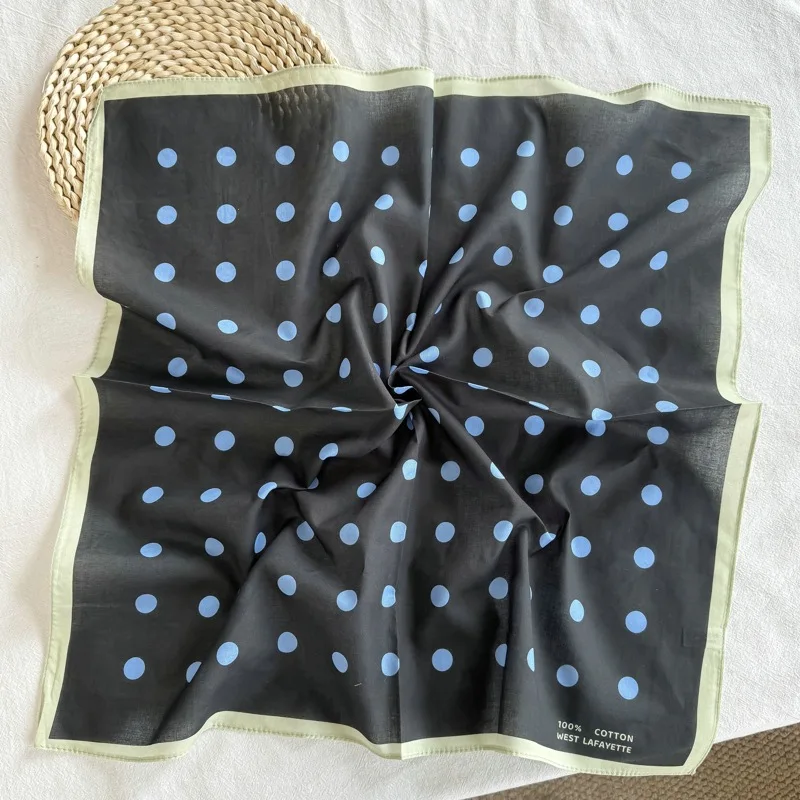 Baumwoll-Polka-Dot-Kleines Quadratisches Tuch Damen-Seidenschal im Hepburn-Stil Vielseitiger Dekorativer Künstlerischer Professioneller Stewardess-Schal – Detail 25