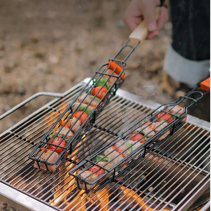 Outdoor Wooden Handle Barbecue Cage Camping Meat & Vegetable Barbecue 2