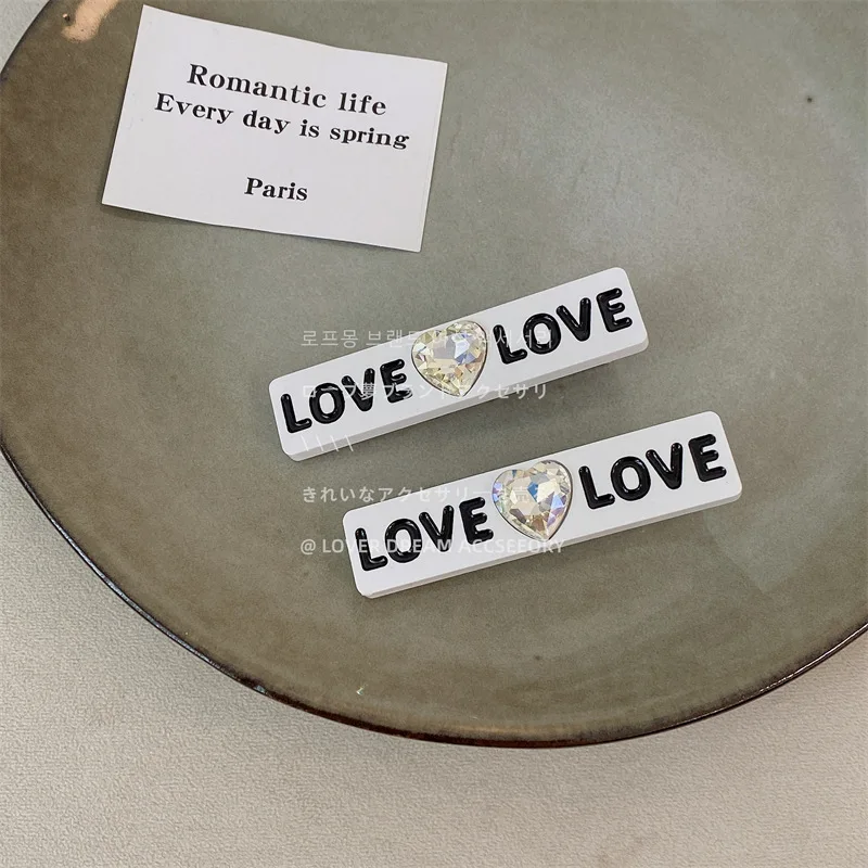 Рисунок 4 - Новые заколки для волос Ins заколки