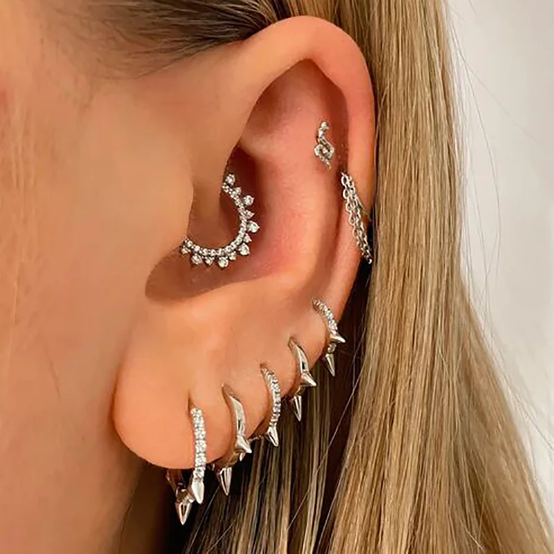 Ear Piercing Cartilage Tragus Helix Daith Screw Stud Earring for Women 1pc Chic Y2k Girlish Crystal Accessories on Ear Jewelry 2