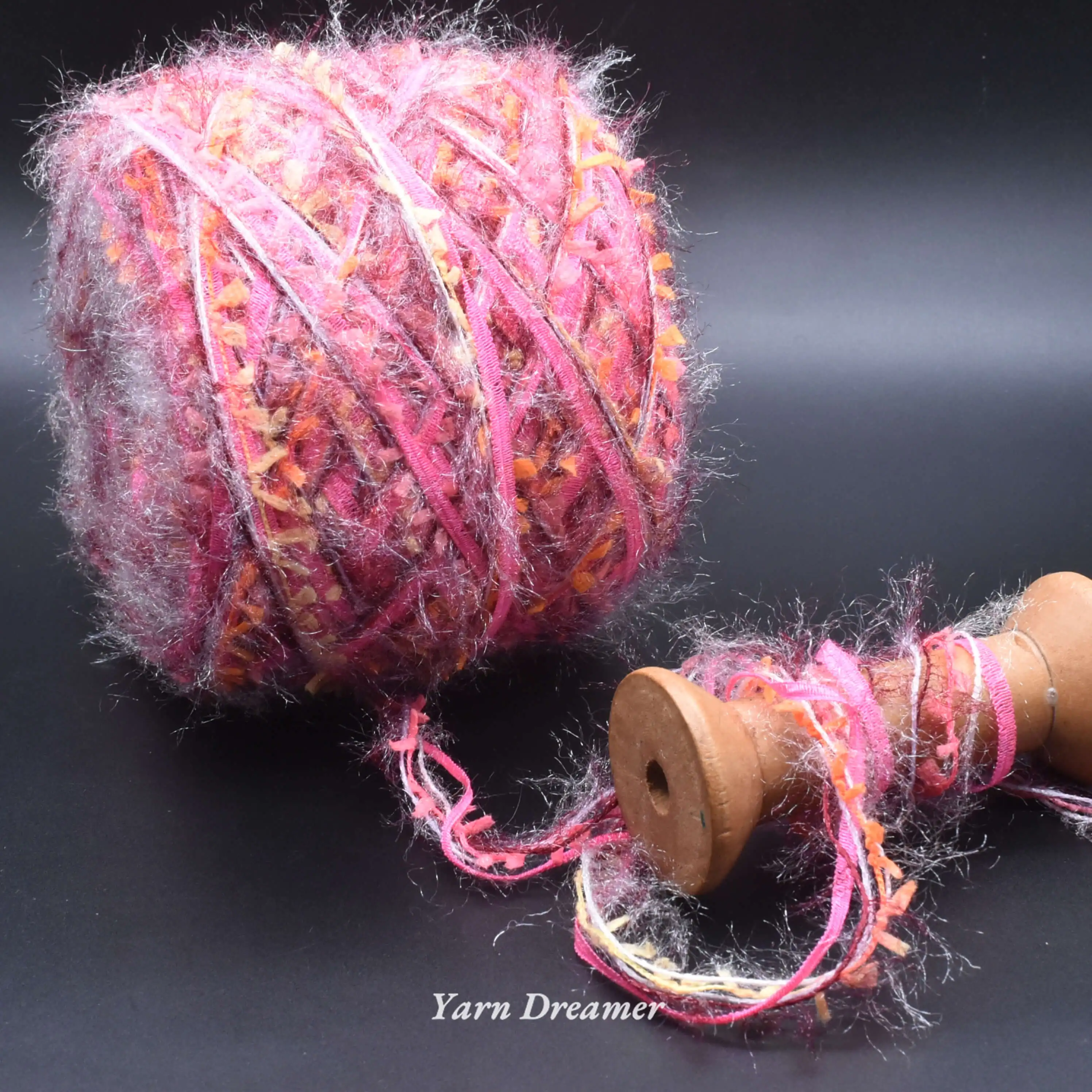 100g Indian Red Yarn for Crochet Fancy Mixed Puffy Yarn for Knitting hand bag Plush yarn yarn chunky 5