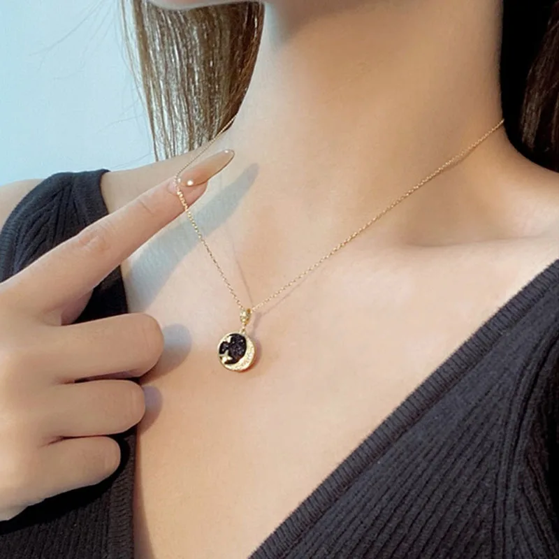 Hot Selling Star Moon Necklace Party Matching Jewelry Girl Princess Fashion Necklace Shiny Simple Exquisite Gift Luxury Fairy