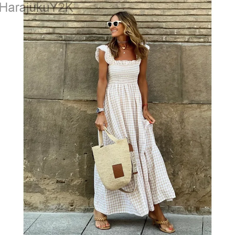 

Платье женское с квадратным вырезом, французское приталенное милое повседневное в клетку, с оборками на бретельках, с эластичной завышенной талией, праздничное, с широкой юбкой, на лето