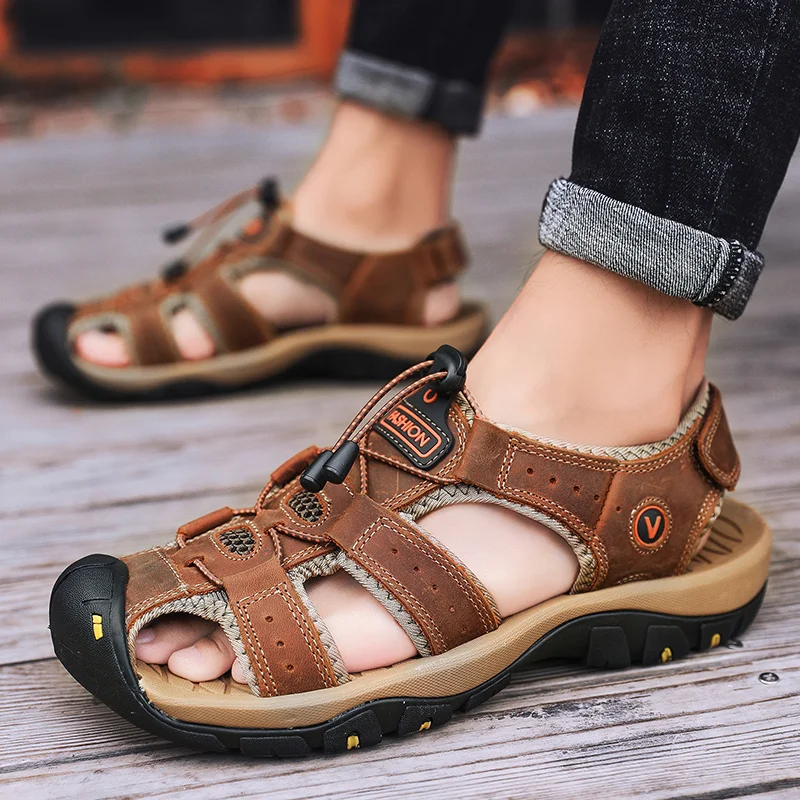 

Leather Clog Sandals for Men Summer Outdoor Beach Shoes Casual Hiking Mens Sandals Genuine Leather Gladiator Flat Slippers