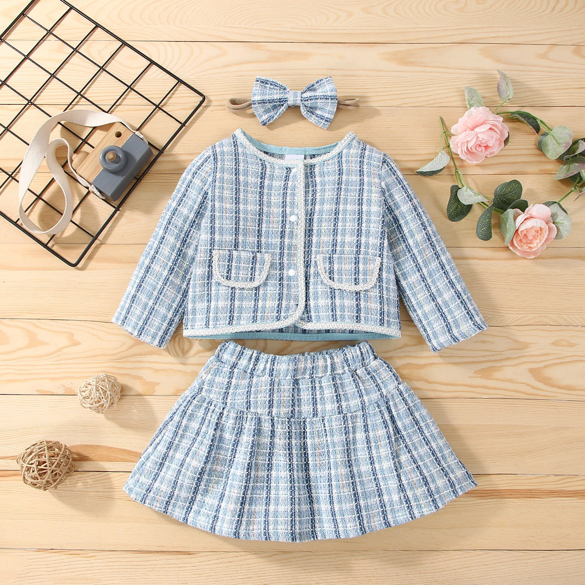 Conjunto de ropa de moda para niñas pequeñas, Conjunto de cuello redondo con hebilla, + faldas + lazo, cabeza de flor, versión coreana|set de - AliExpress