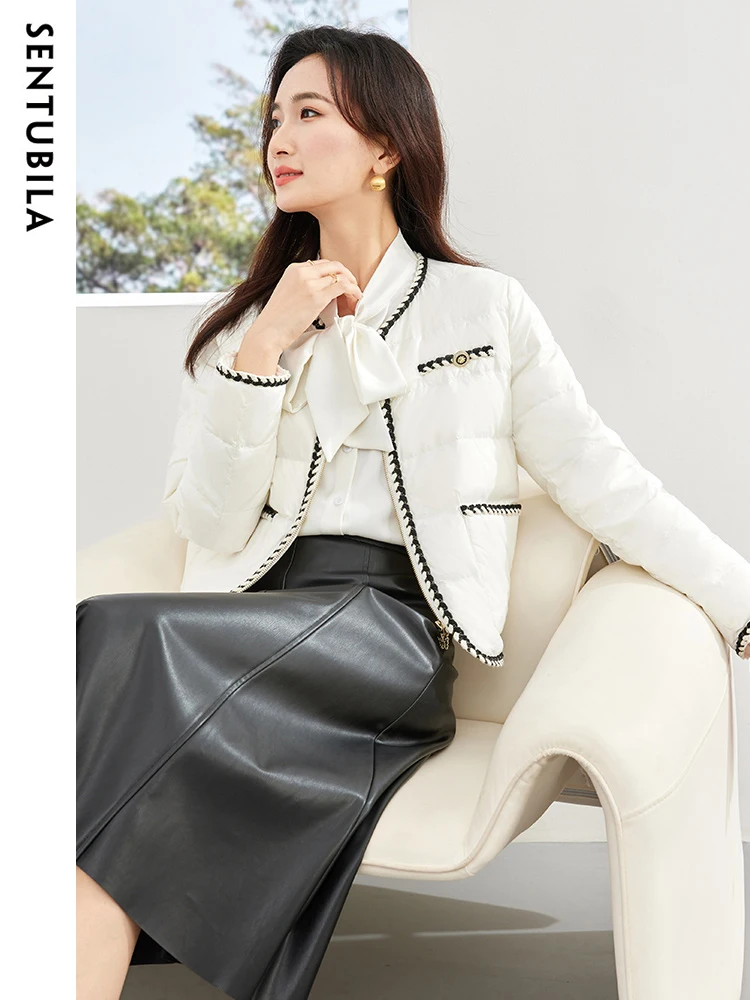 SENTUBILA Women's White Duck Down Coat 2023 Autumn Winter Simple Cropped O-Neck Fashion Zipper Down Jacket Office Lady W34Y49693
