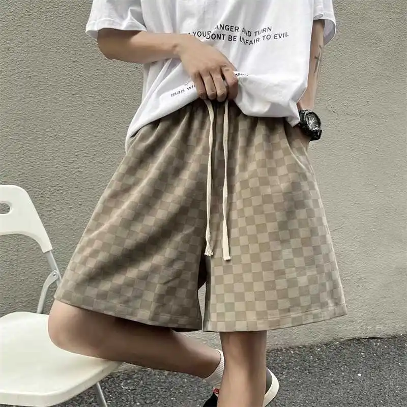 Рисунок 2 - Шорты с узором «шахматная доска»