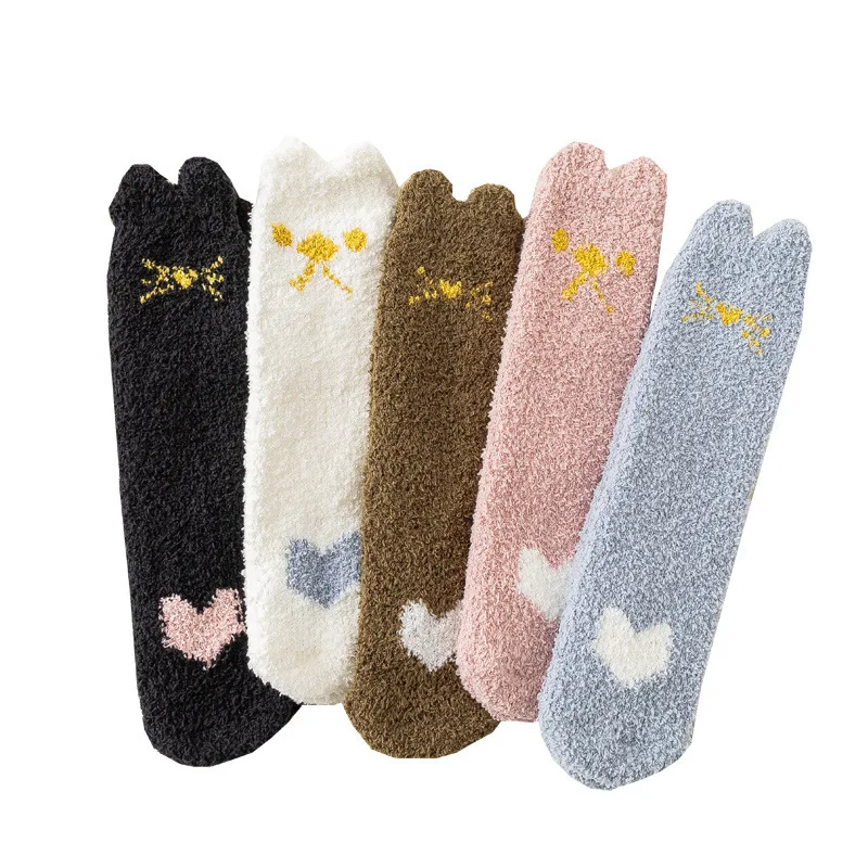 5 Pairs/Set Woman Comfortable and Warm Socks, Warm and Thick Winter Mid Tube Warm Socks, Sleeping Socks, Fashionable Patterns