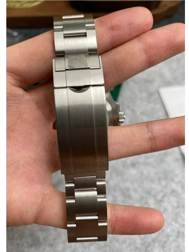 Premium Solid 904L Stainless Steel Watch Band with Brushed & Polished Finish and Folding Buckle Clasp