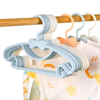 Plastic Baby & Kids Clothes Hangers (5–50 Pack) 1