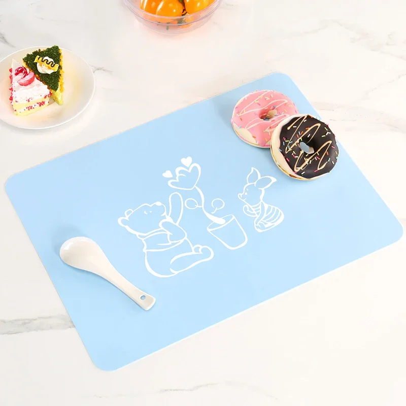 

Kids Placemats, Baby Silicone Placemat, Non-slip Heat Resistant Waterproof Kitchen Table Dining Mat, Easy to Clean Portable