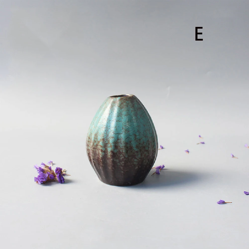 Elegant Black Ceramic Vase - Minimalist Japanese-Inspired Home Decor Piece