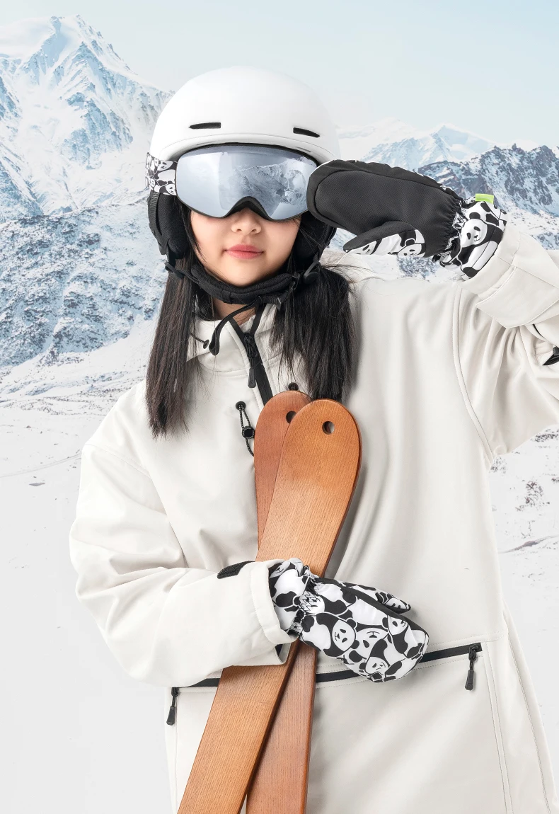kids wearing gloves outdoors