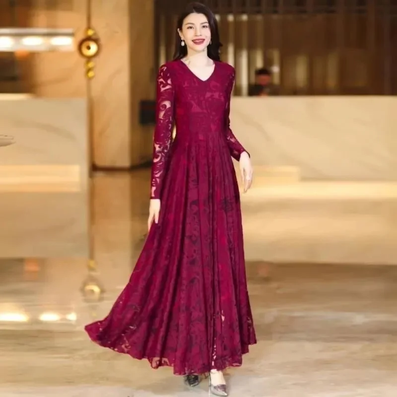 Fashion Women's Pleated Dress Autumn And Winter 2026 New Lace-Up Long Velvet Stitching Lace Large Swing party Dresses Elegant